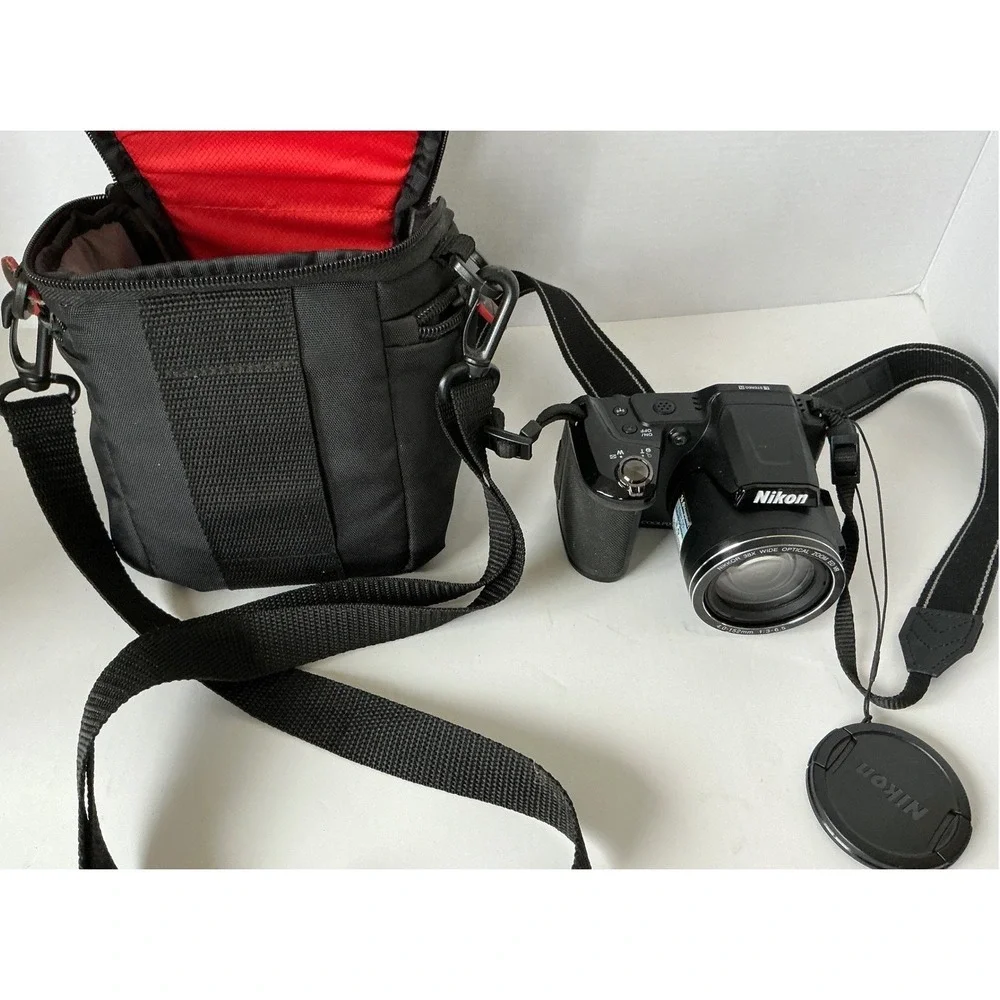 Nikon Coolpix‎ L840 Digital Camera 38x Zoom Black Case Logic Bag Bundle